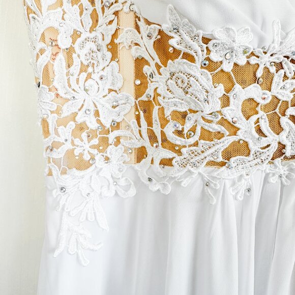 WHITE A-LINE/SWEETHEART NECKLINE CHIFFON WEDDING DRESS WITH LACE TOP & CRYSTALS - Picture 9 of 17